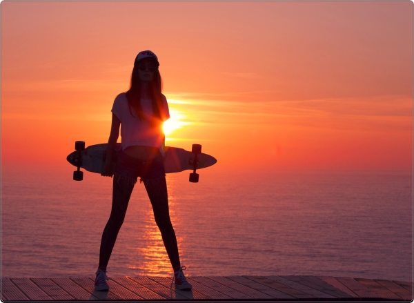 Longboard Sunset Laptop Sticker 17 inch