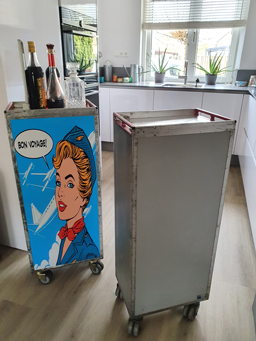 Catering trolley vliegtuig